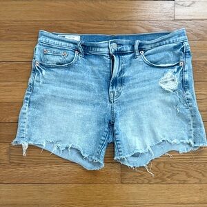 GAP Light Blue Distressed Denim Women’s Shorts 27